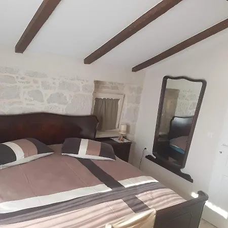 Casa Ladonja Semesterbostad *