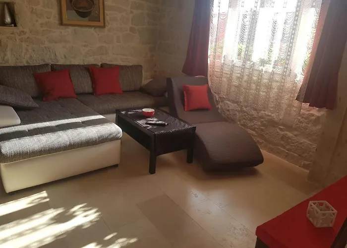 Dom wakacyjny Casa Ladonja *