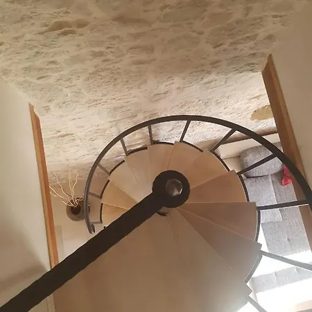 Casa Ladonja * بوريتش