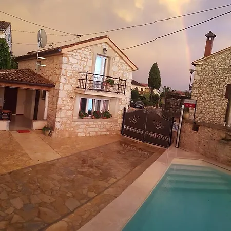 Casa Ladonja Vikendica Porec